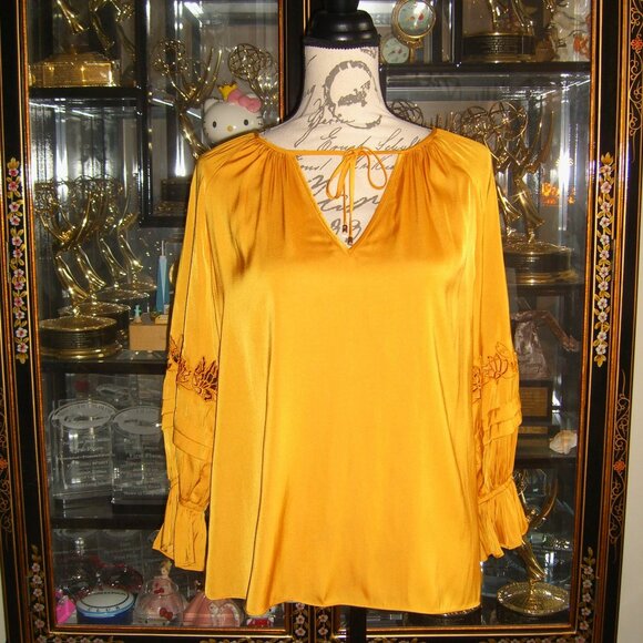 NWT WHITE HOUSE BLACK MARKET ELBOW-SLEEVE EMBROIDERED DETAIL BLOUSE TOP S - Picture 2 of 8